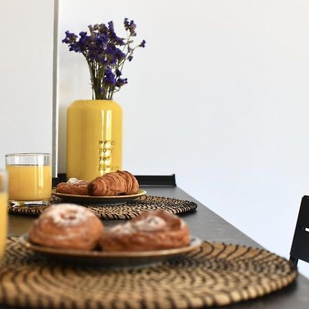 Myflats Deluxe Seafront Apartment อาเรนาเลส เดล ซอล ภายนอก รูปภาพ
