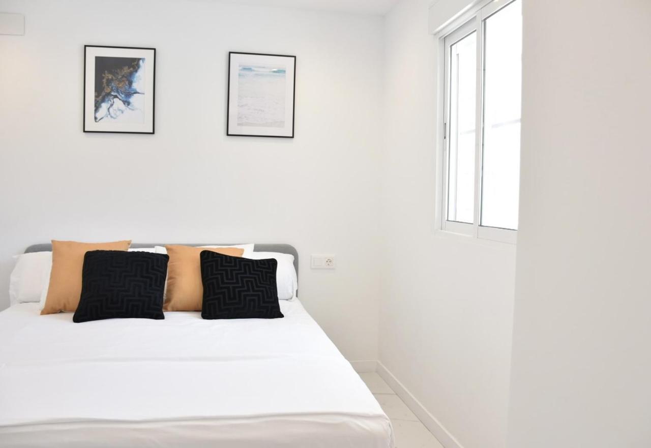 Myflats Deluxe Seafront Apartment อาเรนาเลส เดล ซอล ภายนอก รูปภาพ