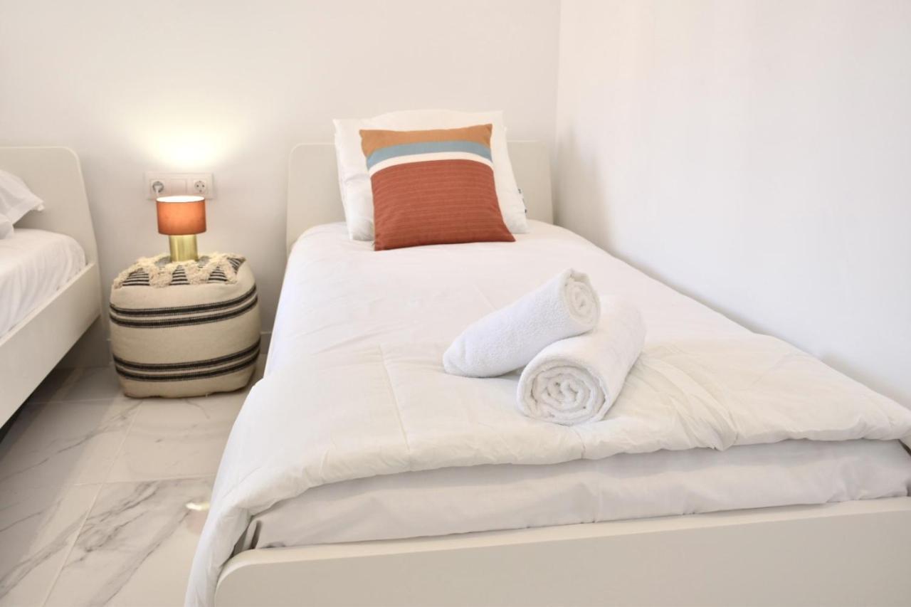 Myflats Deluxe Seafront Apartment อาเรนาเลส เดล ซอล ภายนอก รูปภาพ