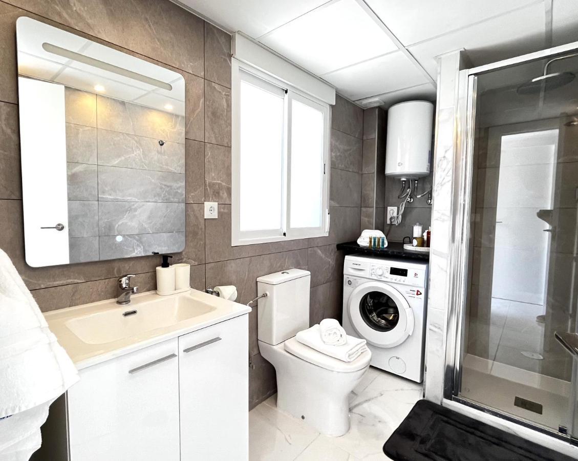 Myflats Deluxe Seafront Apartment อาเรนาเลส เดล ซอล ภายนอก รูปภาพ