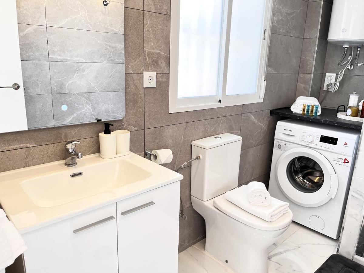 Myflats Deluxe Seafront Apartment อาเรนาเลส เดล ซอล ภายนอก รูปภาพ